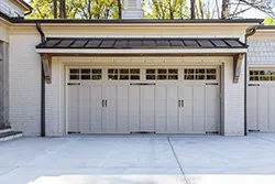Metro Garage Door Repair Service Merrimac, MA 978-331-0075 - garage-doors-side